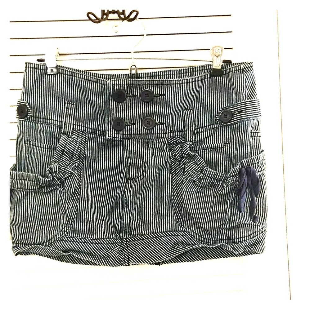 BB Dakota jean stripped mini skirt